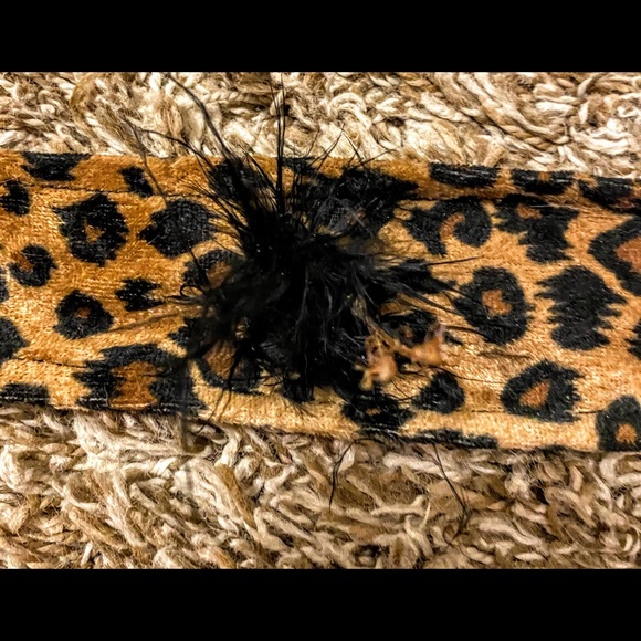 Halloween Costume!!! Full Leopard with Tail Fuzzy - Picture 4 of 5